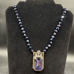 Heidi Daus SIGNED SWAROVSKI CRYSTAL Chandelier Gold PURPLE NECKLACE Statement